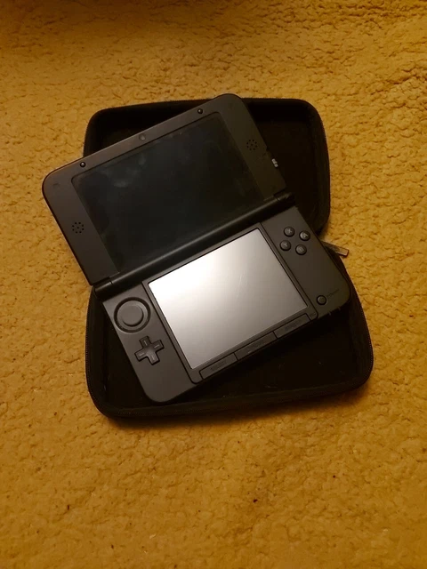 nintendo 3ds xl console Red
