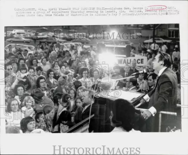 1974 Press Photo Governor George Wallace addresses supporters in Lanett AL