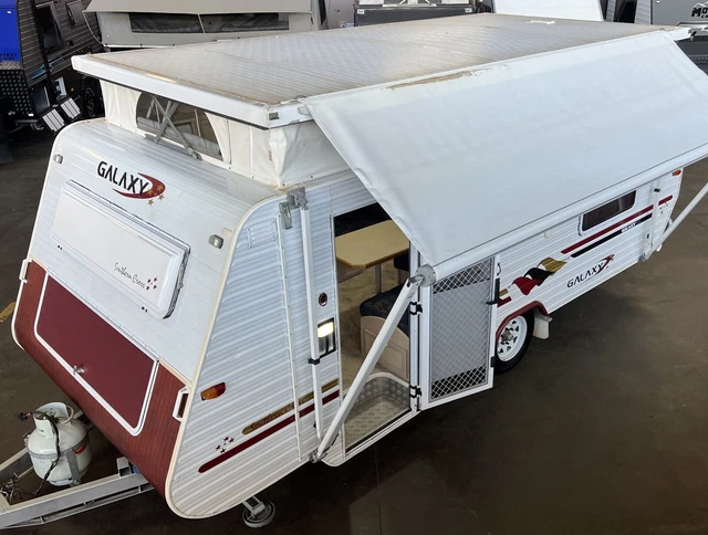 Very Clean and Tidy 2003 Galaxy Pop Top   17 foot 6
