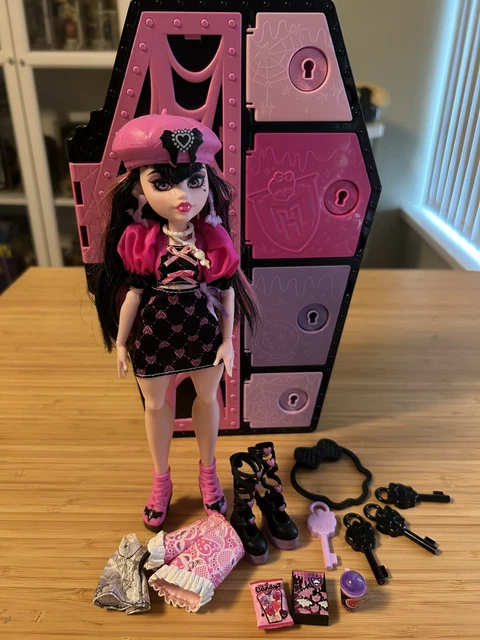 MONSTER HIGH SKULLTIMATE Secrets Draculaura Doll G3 Series 1 Rare £34. ...
