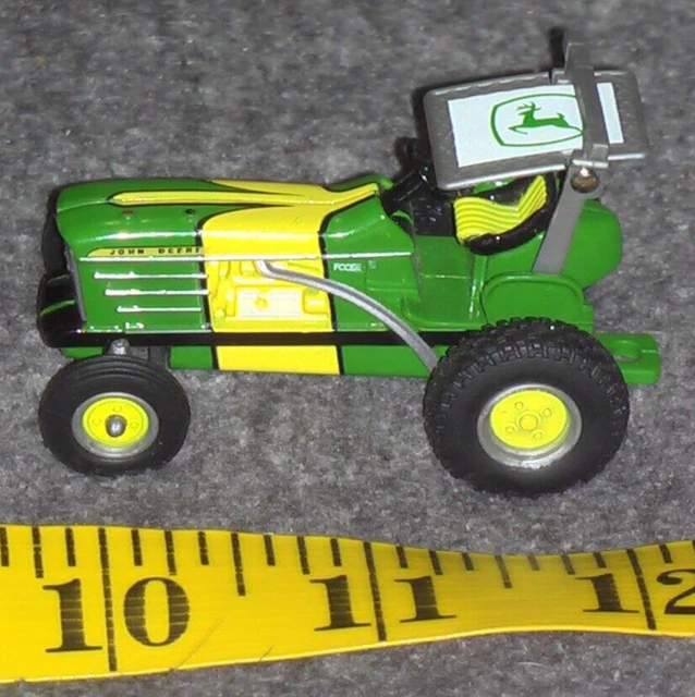 ERTL 1/64 SCALE John Deere 4020 Wide Front Chip Foose Modified Tractor