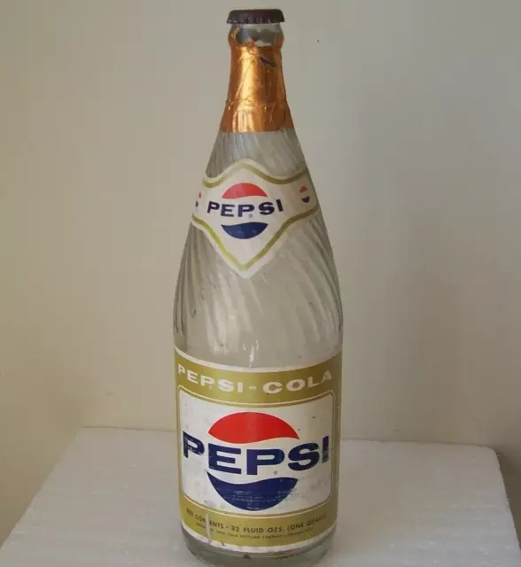 Rare Pepsi Quart Bottle Independent Bottling Co 1965 Gold Paper Lable, FOIL NECK