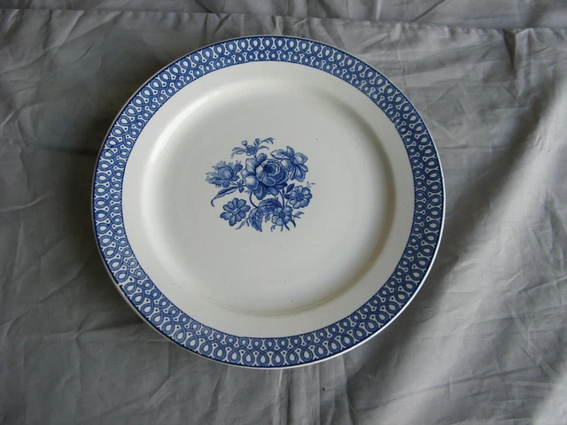 Ancien plat à biscuit en faïence de Sarreguemines Décor Helsingör vers 1925