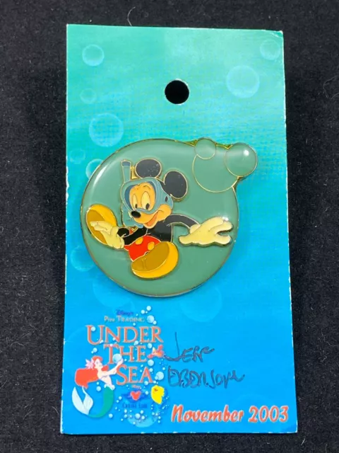 Disney Pin - DCL - Pin Trading under the sea Mickey in a Bubble Pursuit 26595 LE