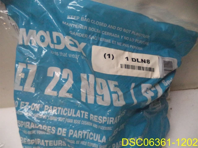 Pack of 10 Moldex EZ22 N95 Series EZ ON Particulate Respirator Size Medium/Large