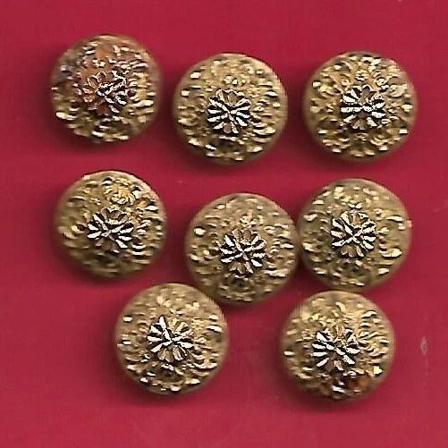 Lot de 8  boutons anciens en laiton doré 