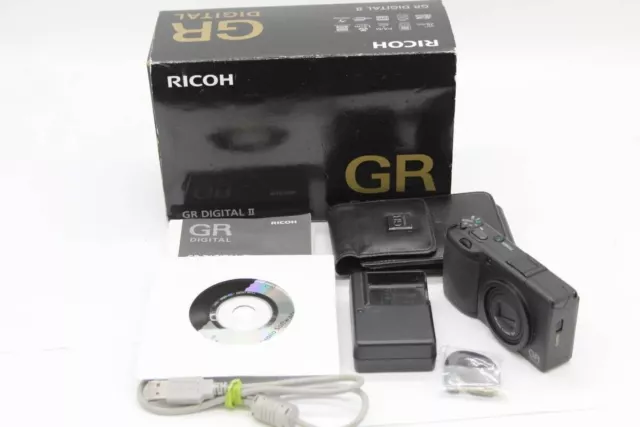 Ricoh GR Digital II Compact Digital Camera F2.4 1.1MP Black Box Case Charger