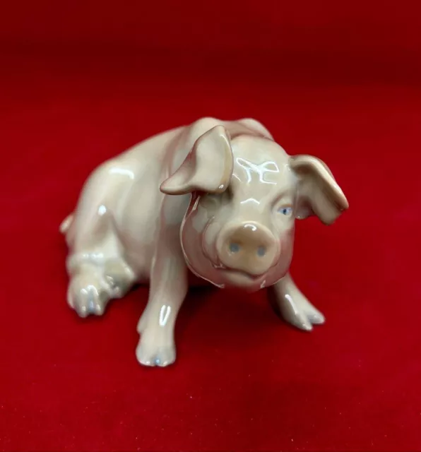 Bing & Gröndahl Figur Sitzendes Schwein Nr. 1582 Dänemark 6x12 cm