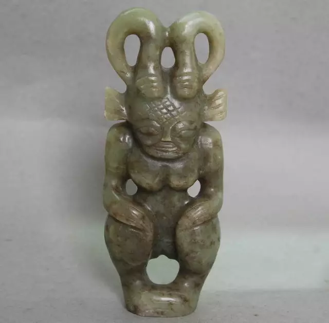 Chinese Culture HONGSHAN style Apollo statue! Quaint carved Bent Horns Sun-man