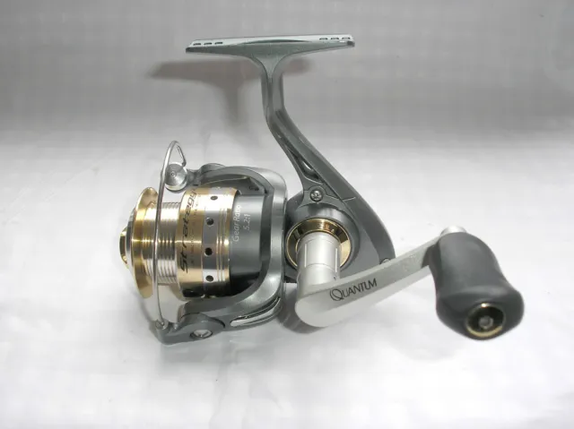 QUANTUM SPINNING REEL Strategy 20 8 Ball Bearing 5.2:1 Zebco Fishing Reels  Lot $30.00 - PicClick