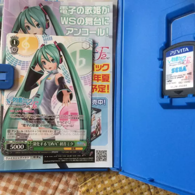 Good condition Hatsune Miku Project DIVA F 2nd PS Vita F2 with card From Japan