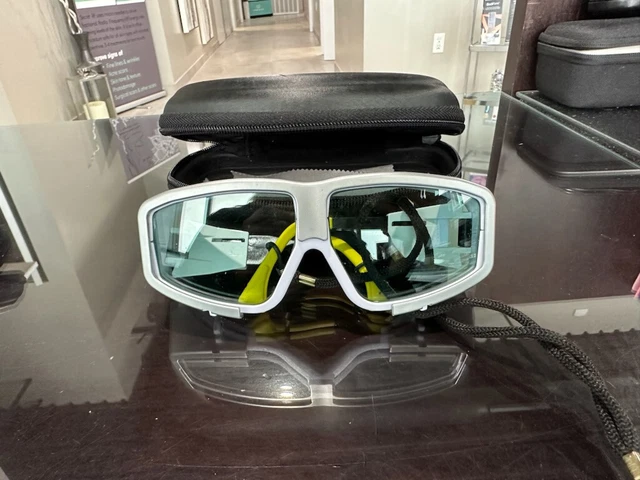 Palomar Starlux Icon Laser Operator Eyewear Electric Blue Tint Safety Glasses Palomar Starlux Icon Laser Operator Eyewear Electric Blue Tint Safety Glasses