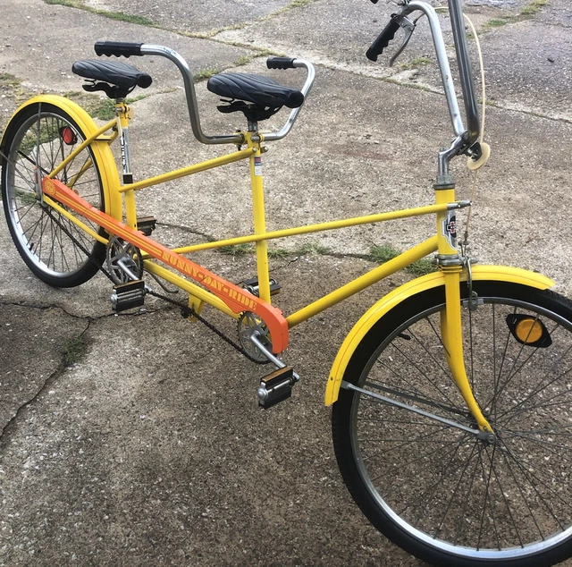 VINTAGE 70 S GROOVY Retro Huffy Tandem Bicycle Sunny Day Ride