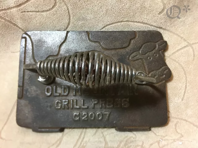 Old Mountain Cast Iron Cow Shaped Bacon Grill Sandwich Pre Seasoned Press