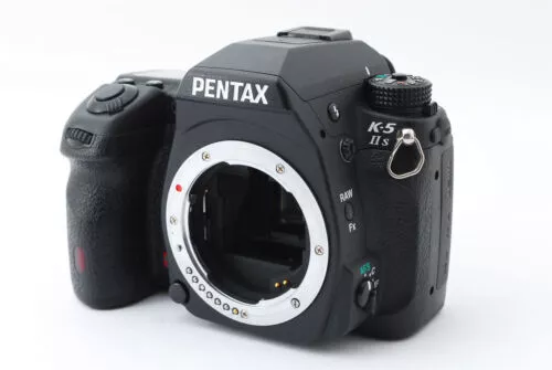 Ricoh PENTAX K-5 II s 16.3MP Digital SLR Camera Black superb