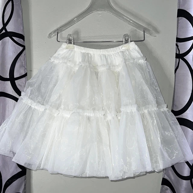 Women’s size small, fluffy, short petticoat