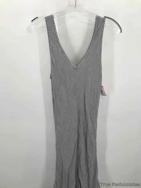 Pre-Owned Luna Luz Grey Size Small Stripe Long Sleeveless Dress