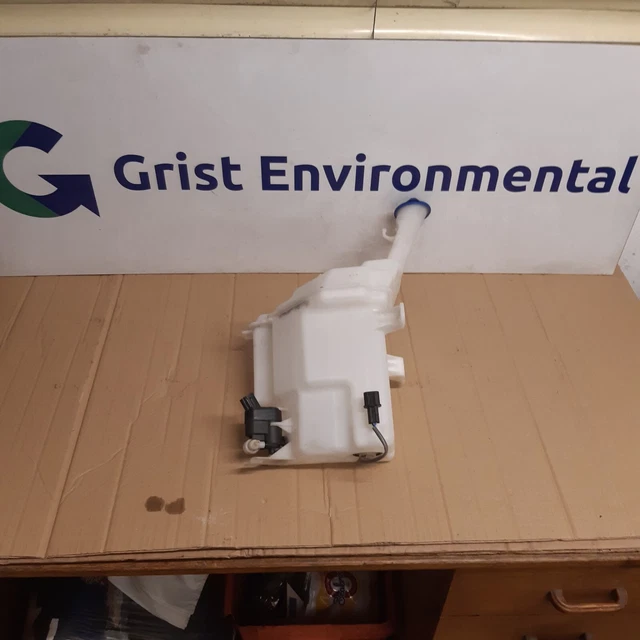2017 KIA CEED Mk2 Estate Windscreen Washer Bottle Tank Pump 98610A2000