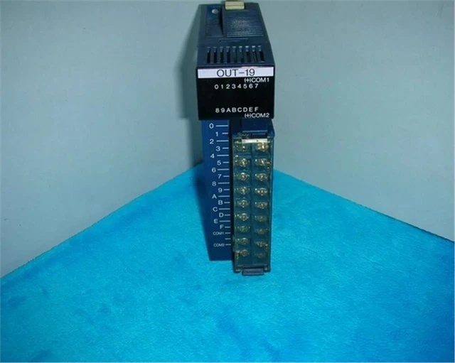 OUT-19 / THK-2754 TOYOPUC USED 1PC nb