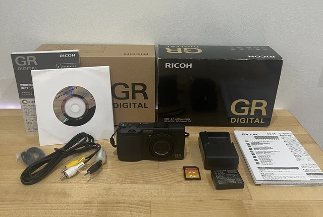 RICOH GR DIGITAL 8.1 MP Digital Camera Black w/ Box, Charger, Memory Card + More