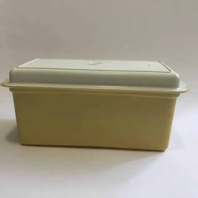 Vintage Tupperware Refrigerator Storage, Tupperware Bread Keeper, Tupperware  3606A 