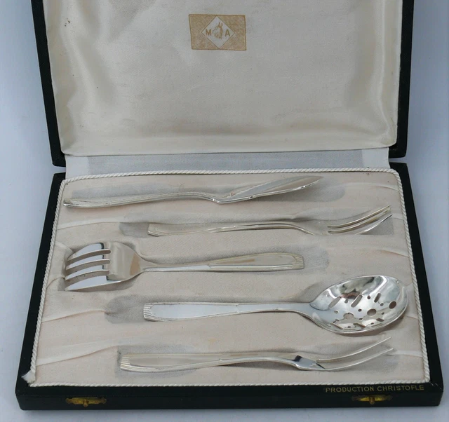 ALFÉNIDE/CHRISTOFLE MODÈLE VÉGA, 12 rares couverts à entremet/dessert, Art Déco. EUR 180,00 - FR ALFÉNIDE/CHRISTOFLE MODÈLE VÉGA, 12 rares couverts à entremet/dessert, Art Déco. EUR 180,00 - FR