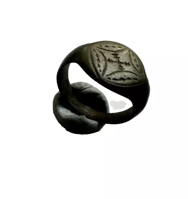 Ancient Byzantine Bronze Ring. 33