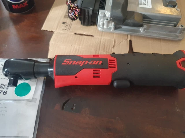 SNAP ON TOOLS New CTR762DB 3 8 Drive Red Cordless 14.4V Ratchet TOOL ONLY 254.93 PicClick UK