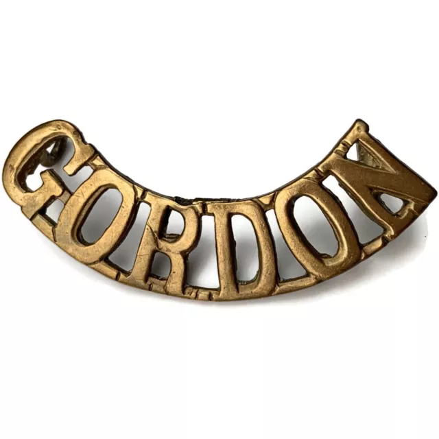 Original WW1 Gordon Highlanders Regiment Shoulder Title Badge