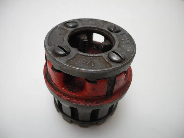 Ridgid 111-R 1/2 in. Capacity NPT Alloy RH Hand Threader Die Head Lightly Used Ridgid 111-R 1/2 in. Capacity NPT Alloy RH Hand Threader Die Head Lightly Used