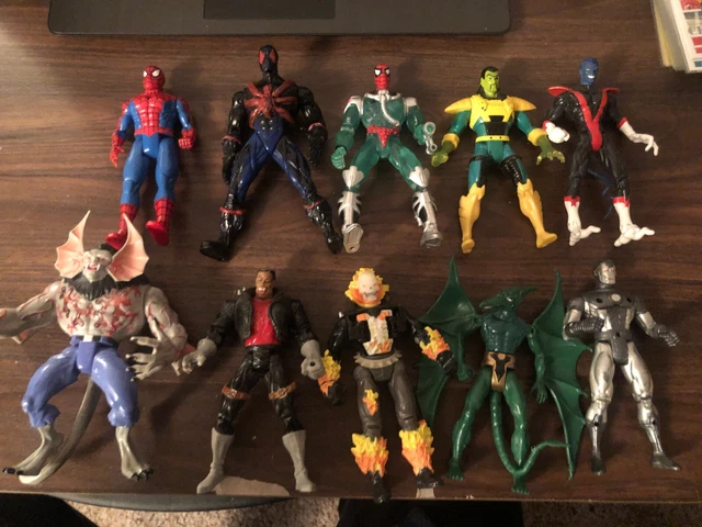 Vintage 1990's Marvel Toy Biz Action Figure 10 piece Lot. Spiderman, Blade +++