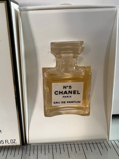 NEW CHANEL N*5 eau de parfum Miniature Collectable1.5ml/.05oz