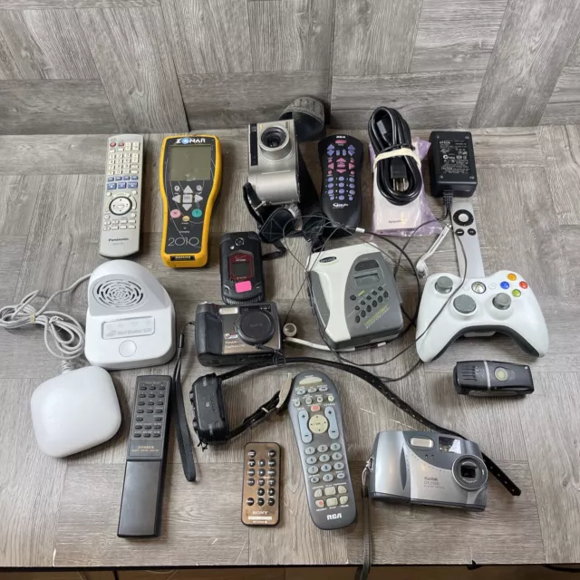 Wholesale Mixed Electronics Lot of 17 Cameras, Tablets, Etc Untested