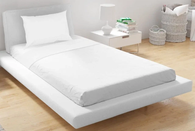 Offerta Coppia Lenz Cot. Con Elastico Una Piazza E Mezza Col  Bianco Art Optical