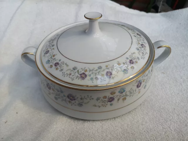 Noritake Longwood  Lidded Vegetable Tureen