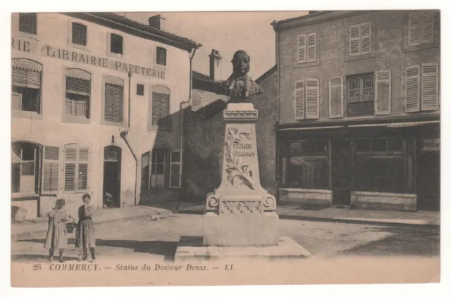 Cpa 55 - Commercy : Statue Du Docteur Denis (Meuse) Non Écrite