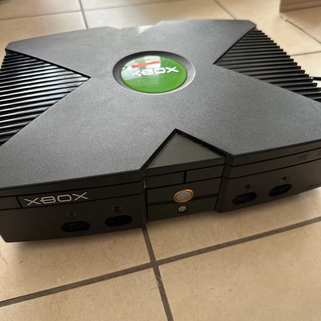 Xbox Series S Noir Console Xbox Première Génération - Avec Câbles Officiels, 3 Manettes Et 1 Jeu, Occasion Console PAL