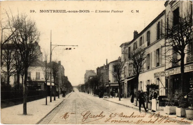 CPA MONTREUIL-sous-BOIS Avenue Pasteur (1353951)