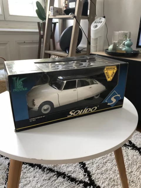 Solido Citroën Ds Berline 1963 - Ref: 8033
