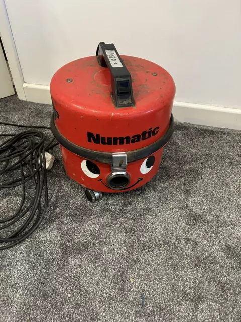 Numatic Vintage Henry Hoover NV250