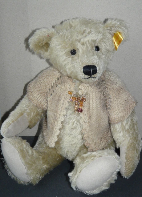 Handknitted Cardigan, Vintage Style, for collectible teddies & dolls
