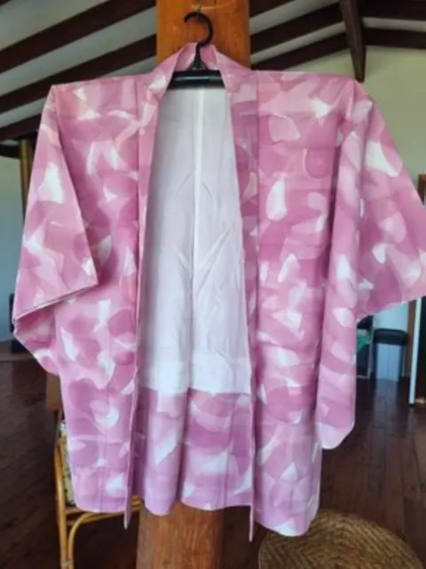 Lovely Pink & White Patterned Vintage Japanese Haori (Kimono Jacket)