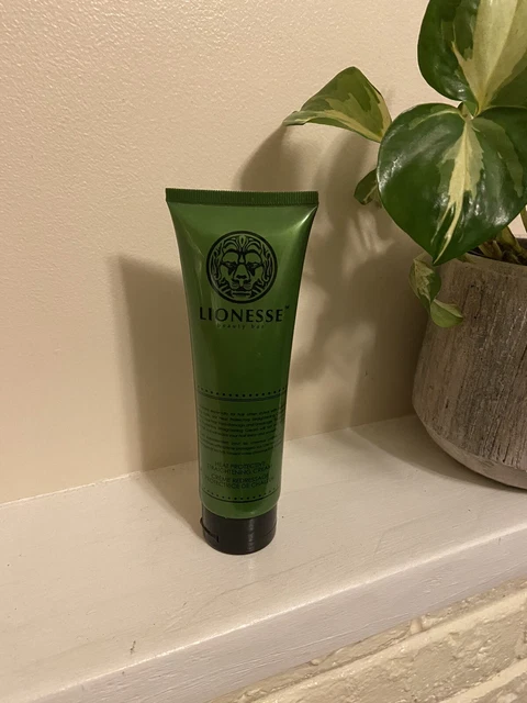 CREMA ALISADORA PROTECTORA TÉRMICA Lionesse Beauty Bar 4 FL OZ - ¡DESCONTINUADA!