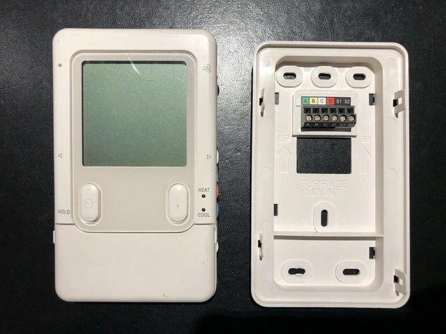 ~~Bryant~~Evolution~~SYSTXBBUID01~~Programmable Digital Thermostat~~~ ~~Bryant~~Evolution~~SYSTXBBUID01~~Programmable Digital Thermostat~~~