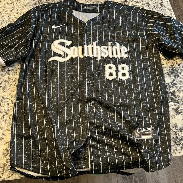 Nike Chicago White Sox City Connect Southside Baseball Jersey Luis Robert  #88 XL