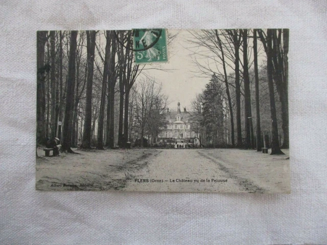 Cpa Orne 61 Flers Le Chateau Vu De La Pelouse