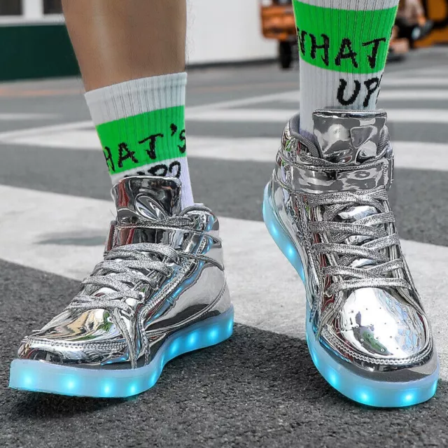 Flashing board shoes skateboarding shoes sneaker LED bright shoes waterproof