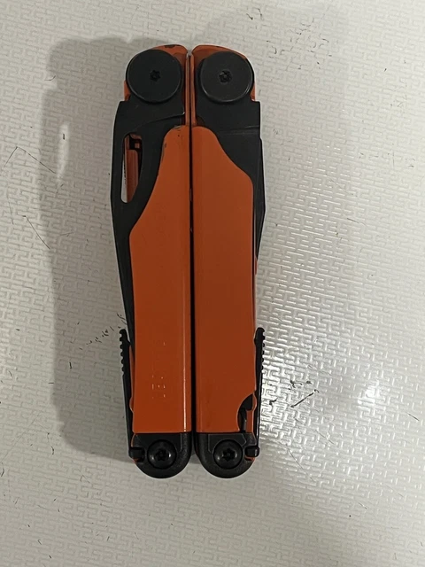 LEATHERMAN - Wave Plus Multi-Tool, Black Oxide with Orange