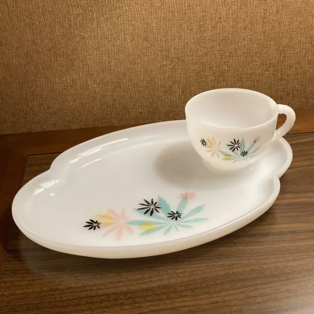 Vintage ATOMIC FLOWER PATIO BY FEDERAL Snack Set Plate Cup Tea Coffee Milk Glass