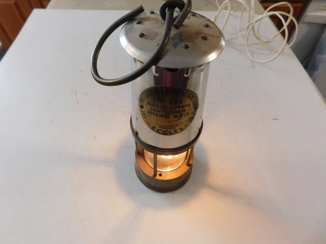 Eccles Miners Protector Lamp & Lighting Type 6Rs No. B/28 Brass British Works